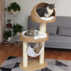 Small cat tree with bed